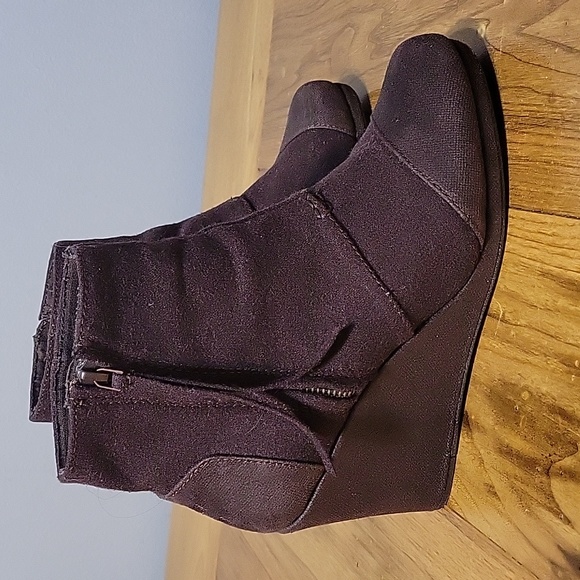 Toms 8.5 dark brown canvas & wool wedge heeled bootie - Picture 1 of 9